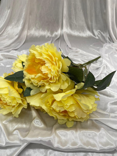 Dahlia Yellow Bouquet